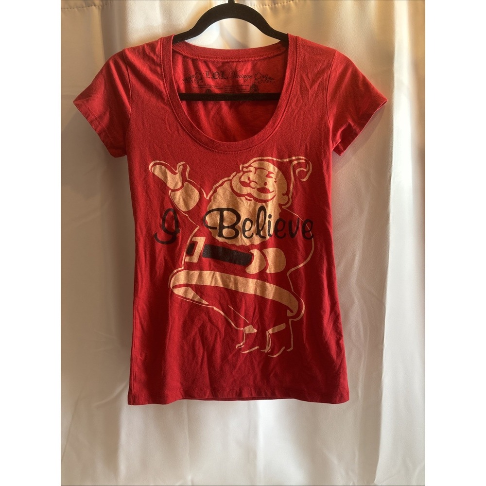L.O.L. Vintage Red "I Believe" Christmas Tee Size‎ Medium Holiday